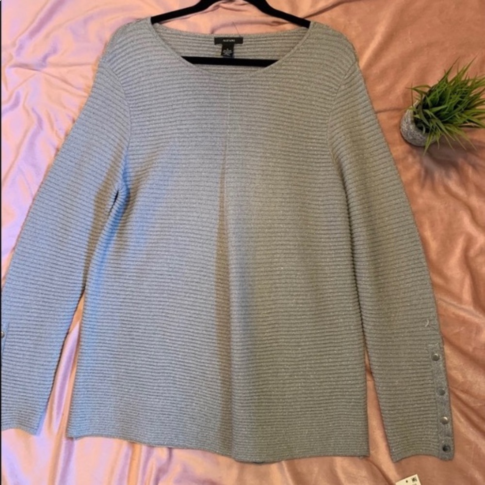 Alfani sweater!! NWT!